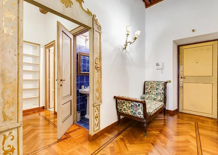 Historical Few Steps From Piazza Navona *